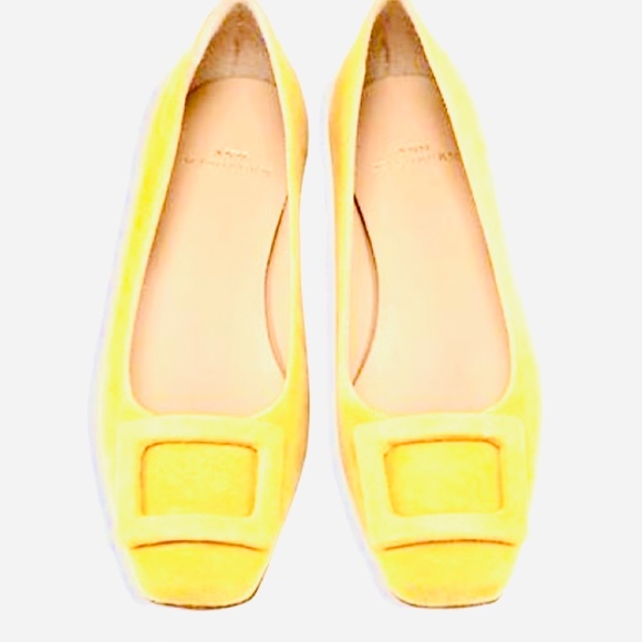 ANN MASHBURN Shoes - Ann Mashburn Chic Suede Buckle Cushioned Casual Shoe Flats in Citron Yellow 7.5